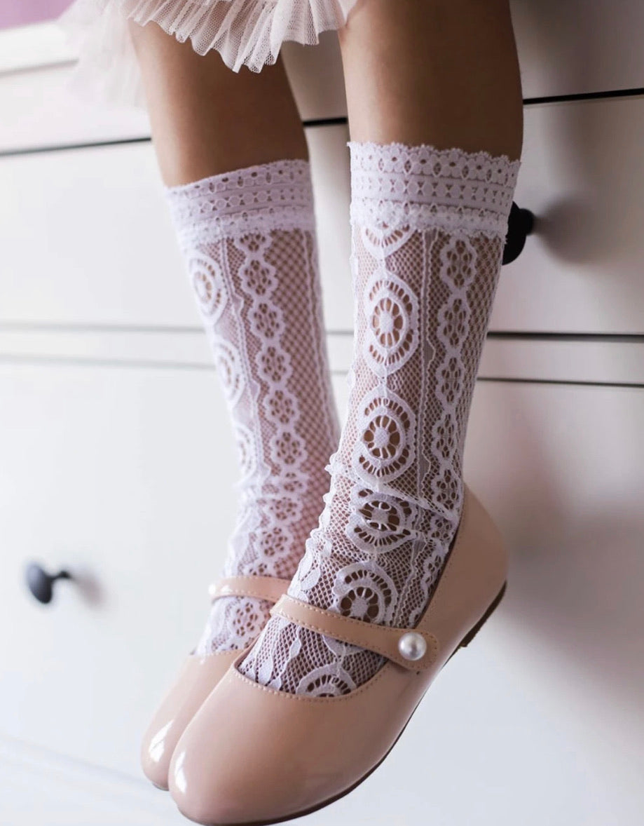 Petite maison kids white daisy lace socks - Rose & Albert