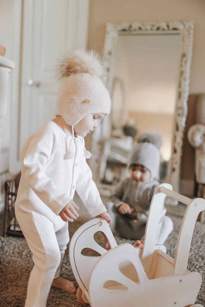 Petite Maison Kids Oatmeal Cashmere Aviator Hat - Rose & Albert