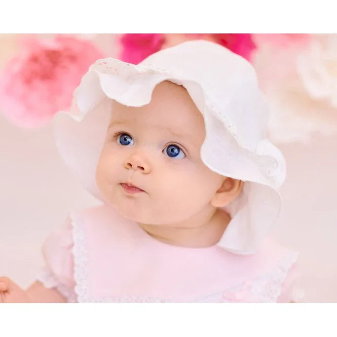 Sarah Louise White Flower Sunhat with broiderie detail