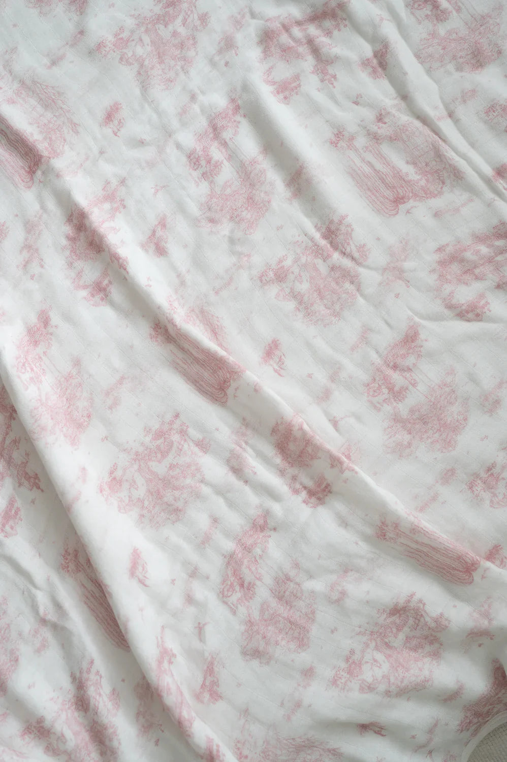 The Gilded Bird Pink 'Spring toile' bamboo baby blanket - Rose & Albert