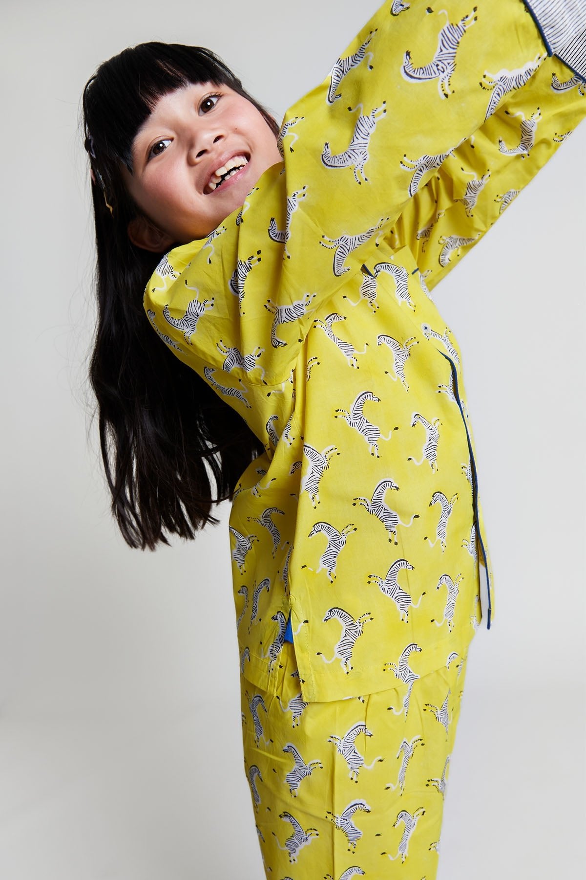 zebra strides - organic cotton kids pyjama set - Kutti Lulu